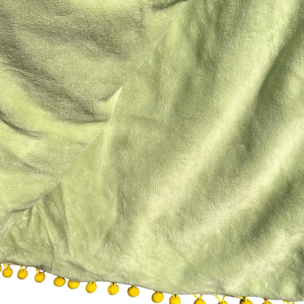 Green aloha print beach blanket - Picture 4 of 14